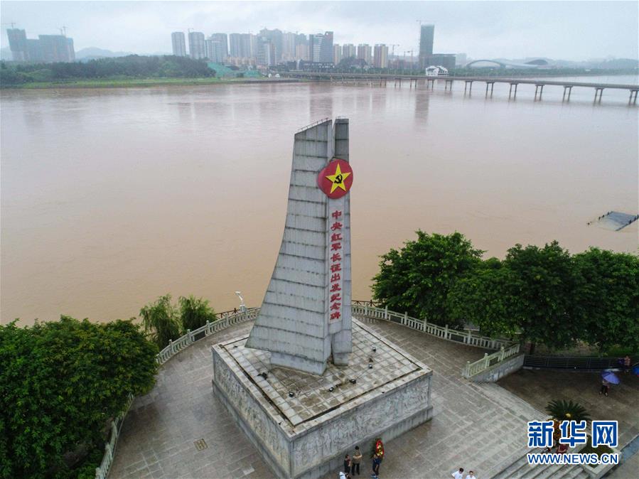 让初心和使命照亮新时代长征路 (新华全媒头条·图文互动)(5)永葆中国共产党人的初心本色——“不忘初心、牢记使命”主题教育全纪实