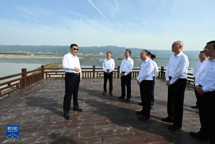 习近平:着眼全国大局发挥自身优势明确主攻方向 奋力谱写中国式现代化建设的陕西篇章